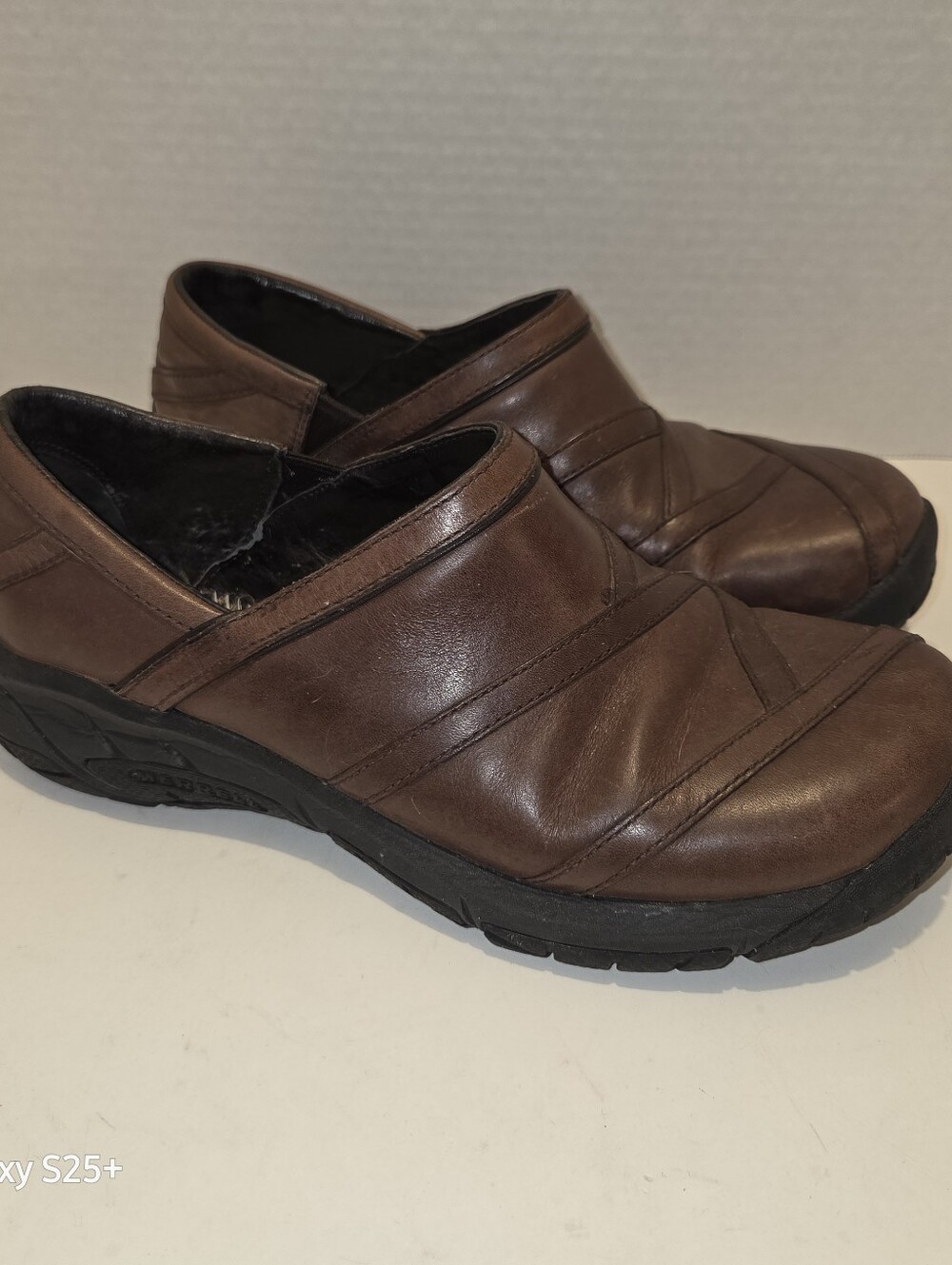 Merrell Encore Eclipse 2 Slip On Shoes Womens Size 8 Coffee Bean Brown Leather